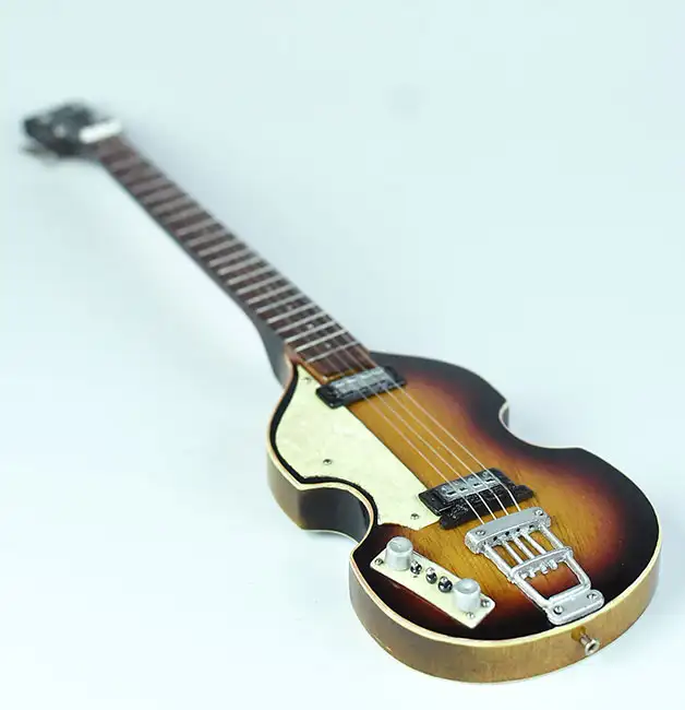 supplier miniature Bass Paul mcCartney The Beatles, handmade miniature bass guitar replica