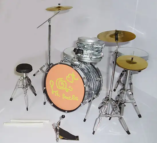 supplier and wholesale miniature drum set replica The Beatles Love