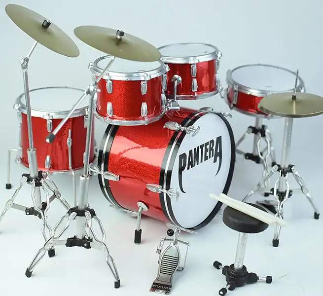 Side view of miniature Drum Set Pantera Red color skin