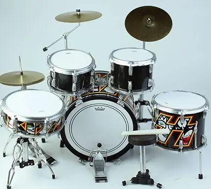 Back view of Miniature Drum Set replica Peter Criss Kiss