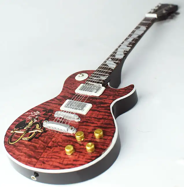wholesale Miniature guitar replica Slash with snake logos