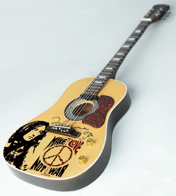 John Lenon make love not war guitar acoustic miniature perfect for display collection