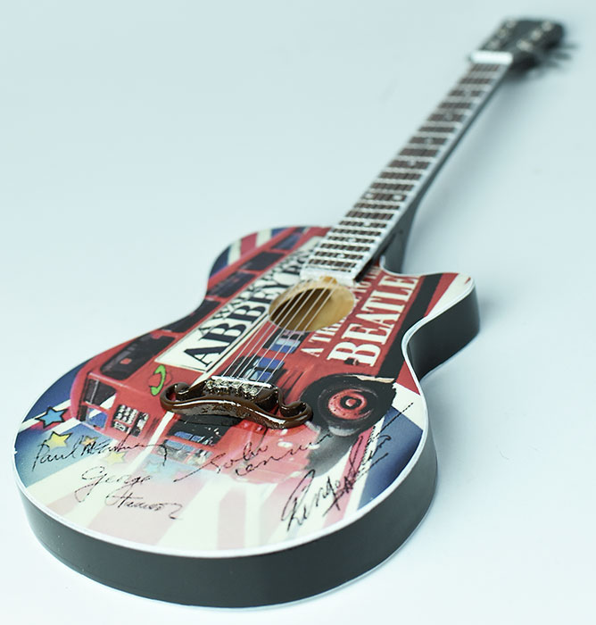 supplier miniature guitar acoustic The Beatles Abbey Road handmade miniature acoustic guitar replica