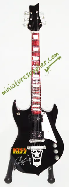Miniature guitar display Kiss, Paul Stenley