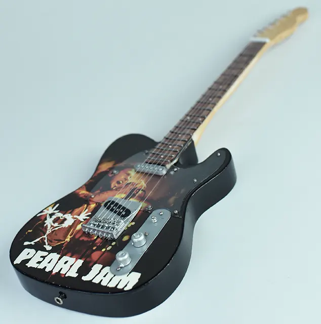 wholesale Miniature guitar replica Pearl Jam Eddie Vedder model kit