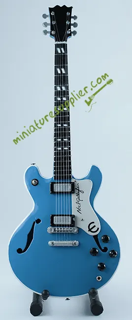 Miniature electric guitar miniature guitar Noel Gallagher Oasis