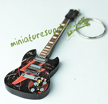 Keyring guitar miniature made in Bali Indonesia
