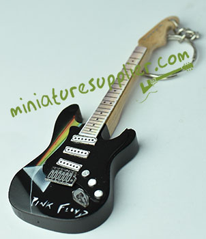 Keyring guitar miniature made in Bali Indonesia