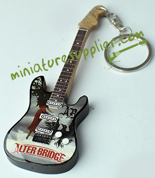 Keyring guitar miniature made in Bali Indonesia