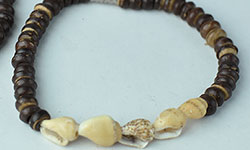 wholeasle bali beach bracelet adjustable chord with shell charms
