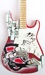 miniature music instruments The wall pink Floyd