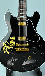 BB King  miniature guitar
