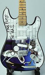  wooden miniature guitar Pink Floyd