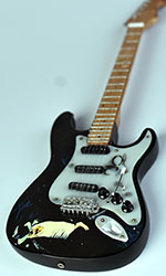 Michael Jackson Figure miniature guitar models