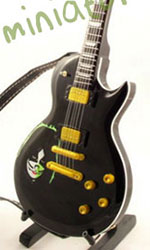 wood miniature guitar KISS Peter Criss