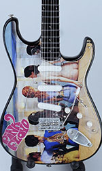 Pink Floyd The Back Catalog miniature guitar airbrush
