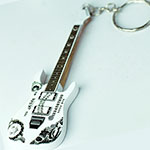 Key ring guitar Kirk Hammet, Metalica key chain guitar